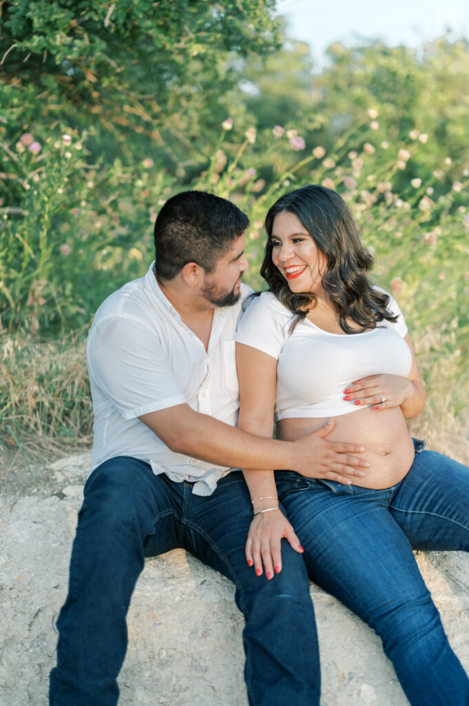 maternity photography session in fort worth