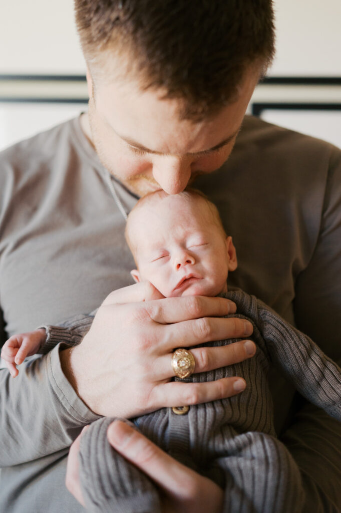 newborn photography in home benbrook 