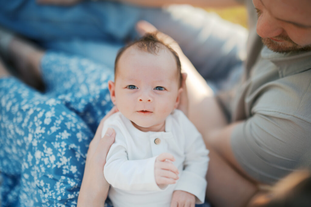 outdoor newborn photos in fort worth 