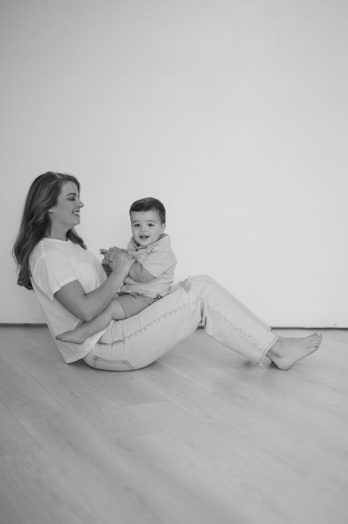 fort worth motherhood photographer, studio photos indoors