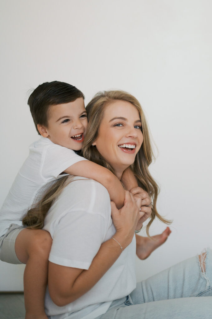fort worth motherhood photographer, studio photos indoors