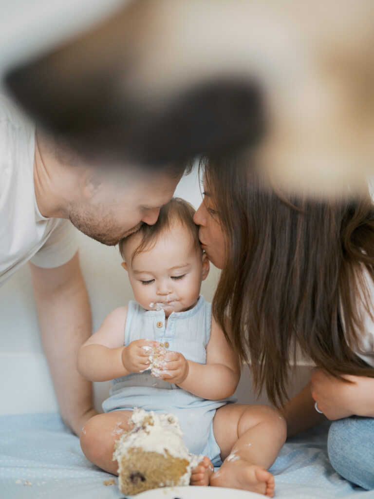 argyle family photographer, one year photos at home