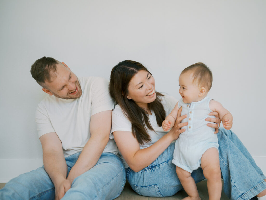 argyle family photographer, one year photos at home