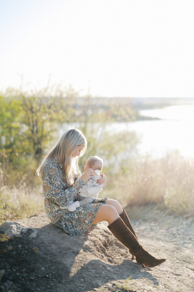 fall outdoor family photos in fort worth