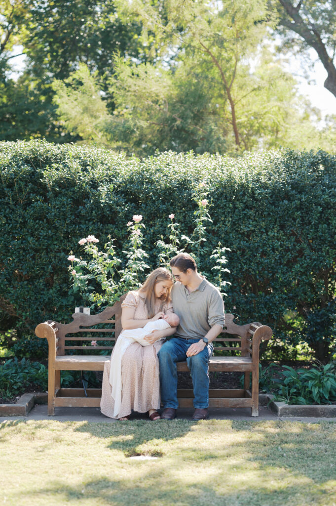newborn family photos at the fort worth botanic garden