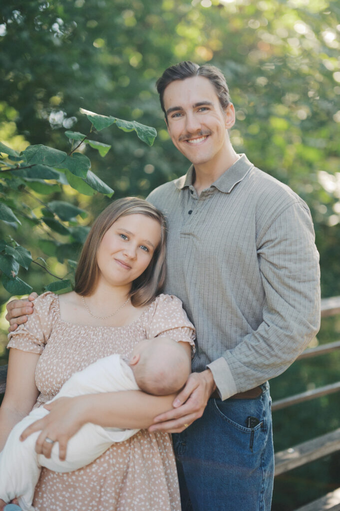 newborn family photos at the fort worth botanic garden