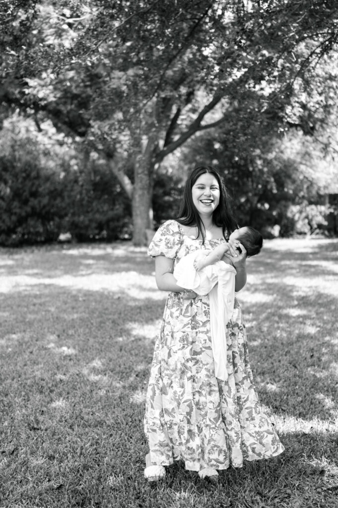 newborn lifestyle photos in fort worth