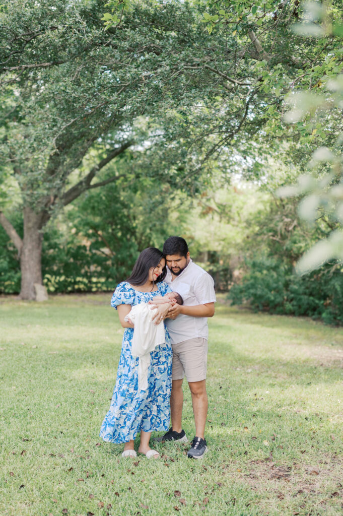 newborn lifestyle photos in fort worth