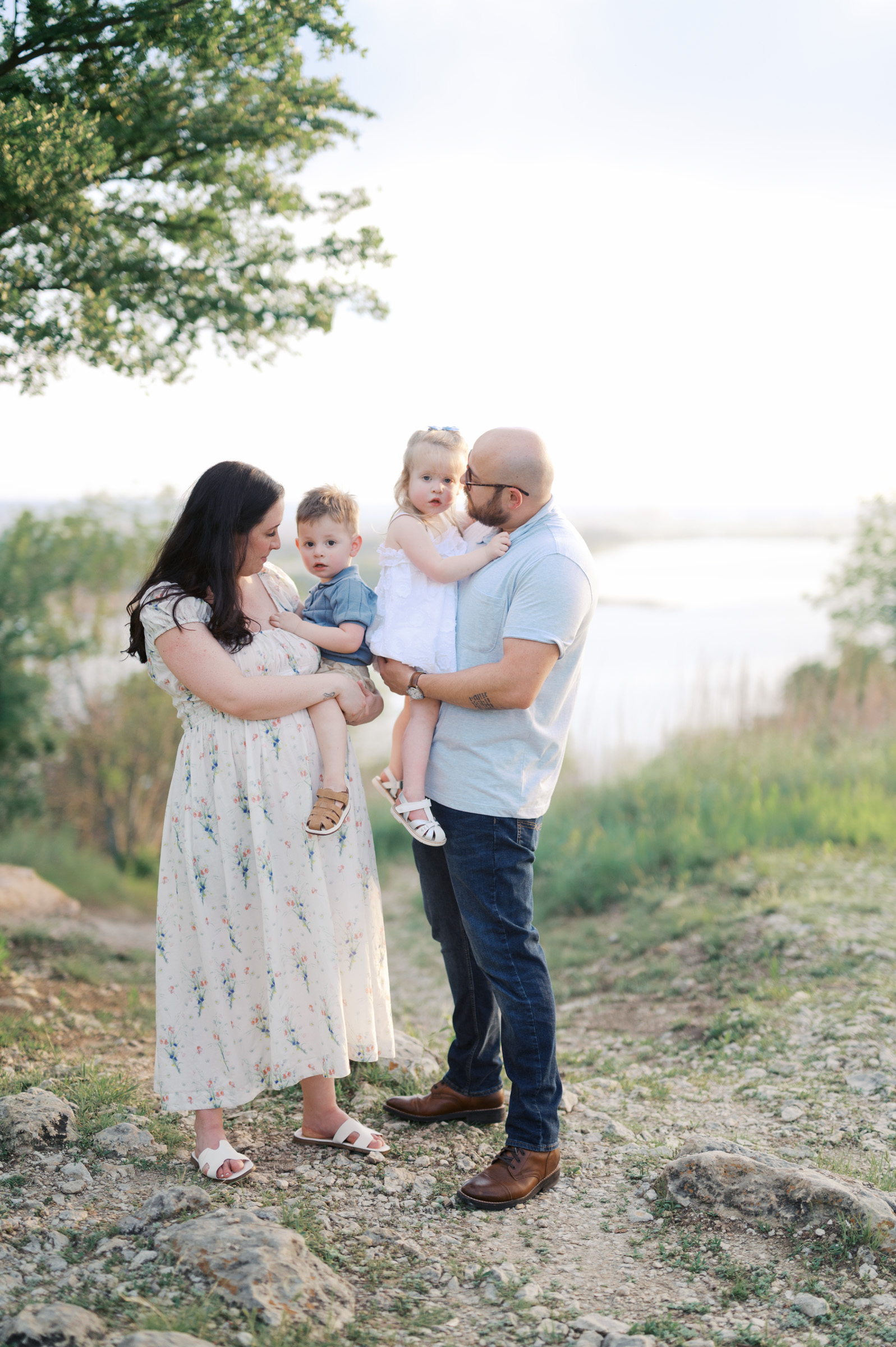 maternity family session in fort worth