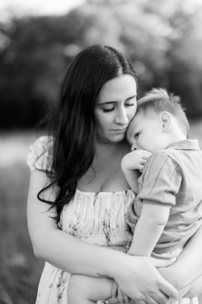 maternity session with twins fort worth and dallas