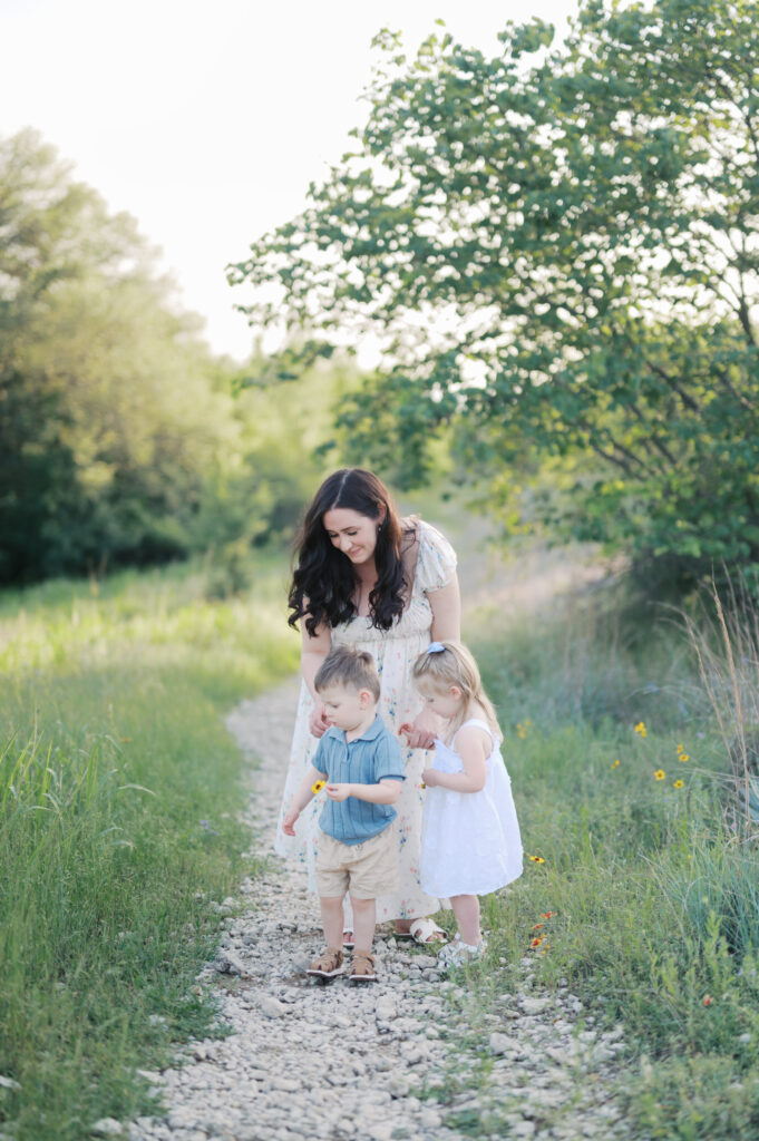 maternity family session in fort worth