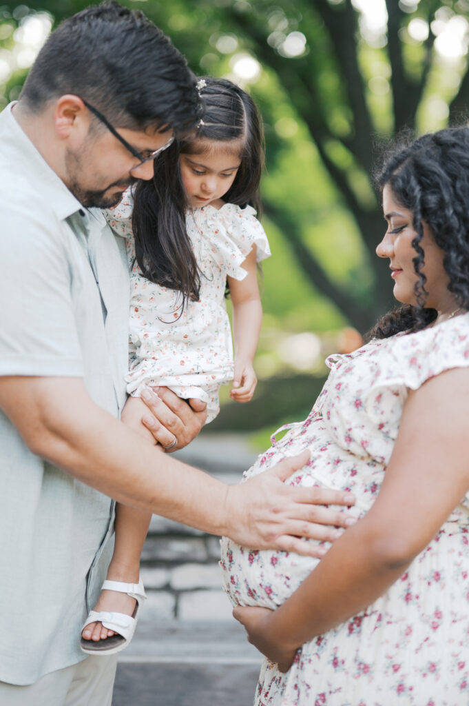 maternity photography session in fort worth