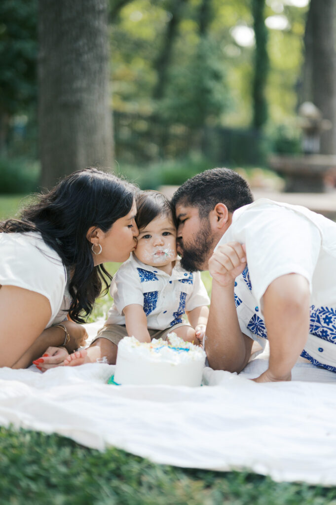 at-home milestone session in fort worth