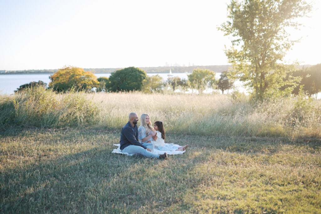 maternity photos in fort worth dallas white rock lake