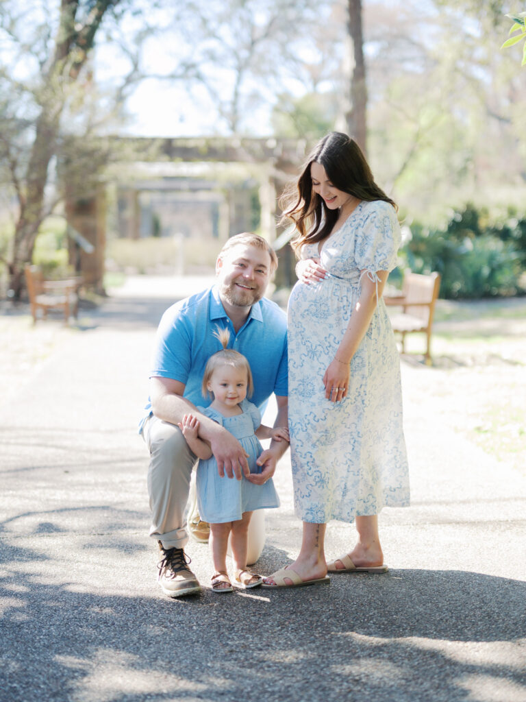 maternity photography in DFW at the Fort Worth Botanic Garden