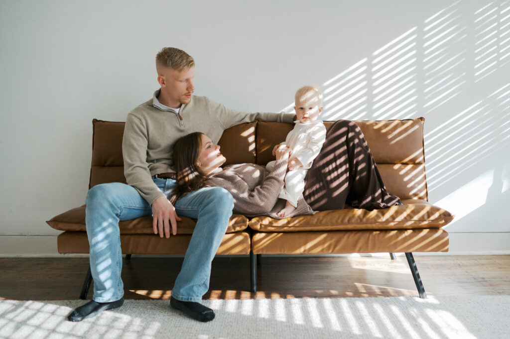 first birthday family photos in fort worth studio, cake smash photography